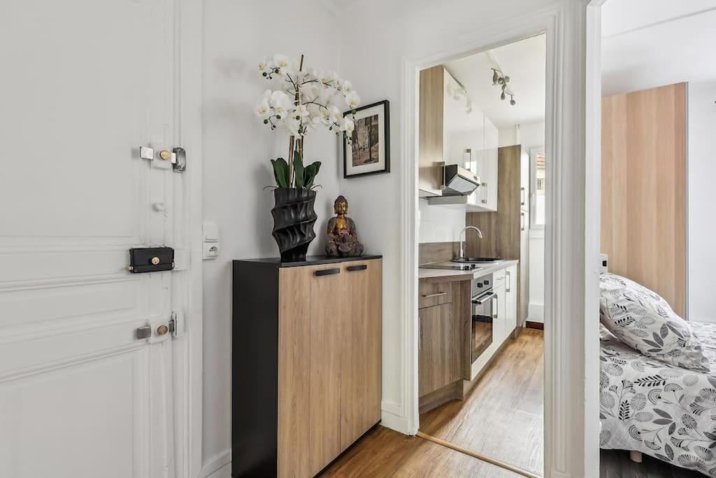 Paris Elegant 1Br In Front Of Montparnasse Towerアパートメント エクステリア 写真
