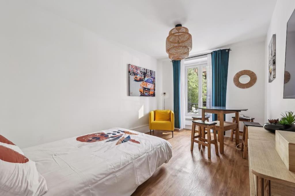 Paris Elegant 1Br In Front Of Montparnasse Towerアパートメント エクステリア 写真