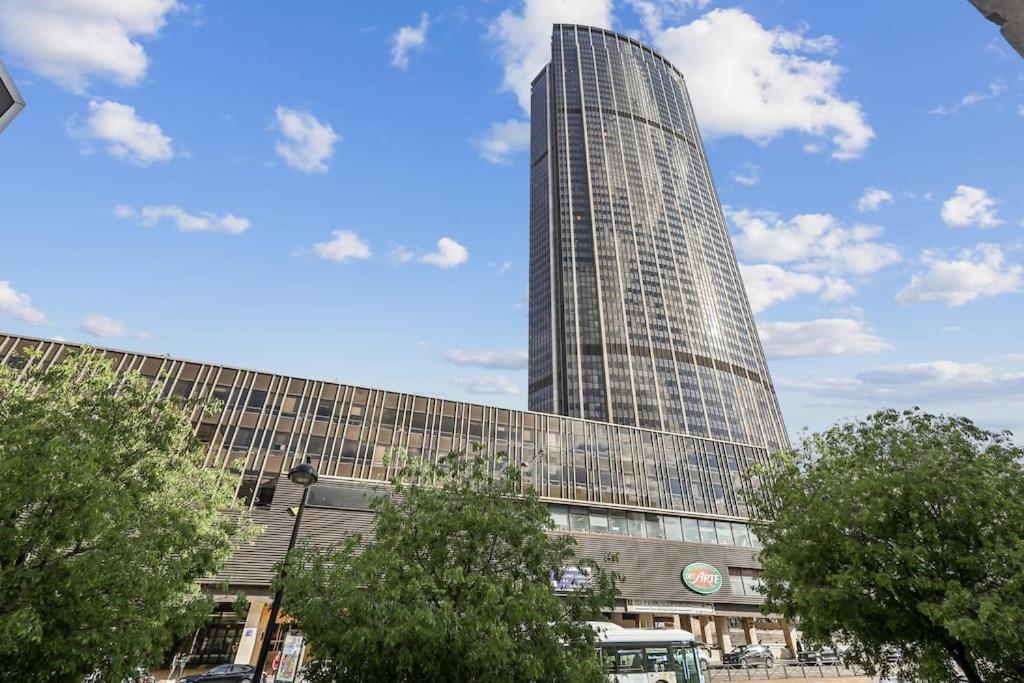 Paris Elegant 1Br In Front Of Montparnasse Towerアパートメント エクステリア 写真